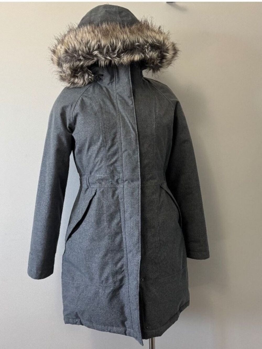 The North Face Gray Arctic Parka Ski & Snow Jacket with Fur Hood size small